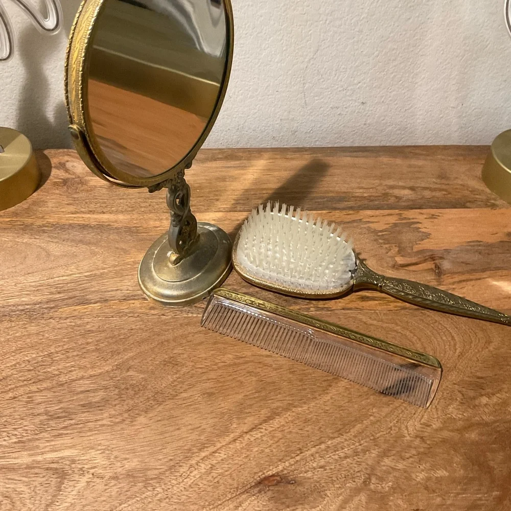 N/A antique looking